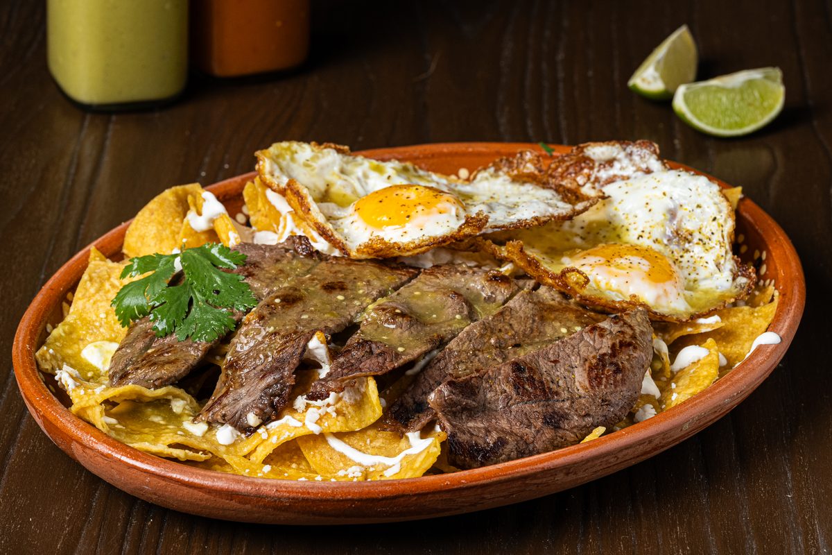 Chilaquiles verdes green salsa Mexican breakfast Tortas Lokas